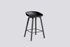 Billede af AAS32 Stool Oak Black Low Black shell w. black footrest H64/75