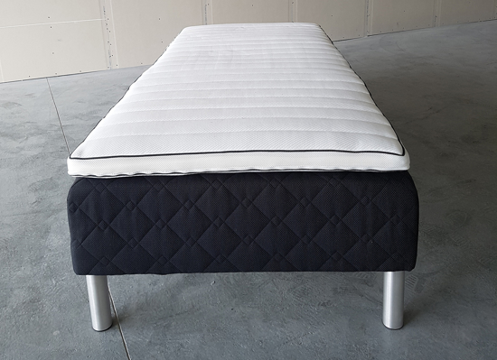 Billede af Box 3 90x210 cm m. top