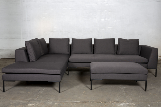 Billede af Hjørnesofa med open end og puf