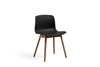 Billede af About a chair 12 Walnut base Black shell