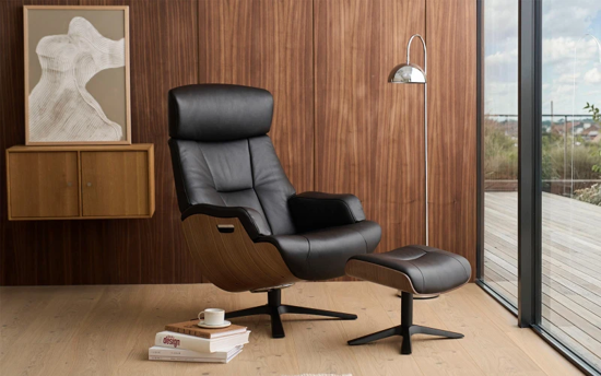 Billede af Friend lænestol og fodskammel